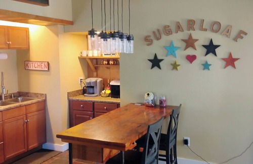 Sugar Loaf Apartamento | Charming 1-bedroom Rekindled Farmhouse Historic Sugar Loaf, NY