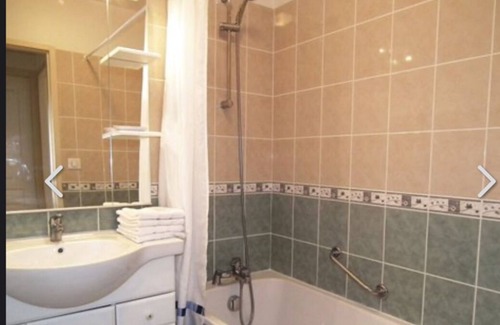 Gavaudun Complejo | Charming 1-bedroom resort with WiFi, AC in fantastic Gavaudun