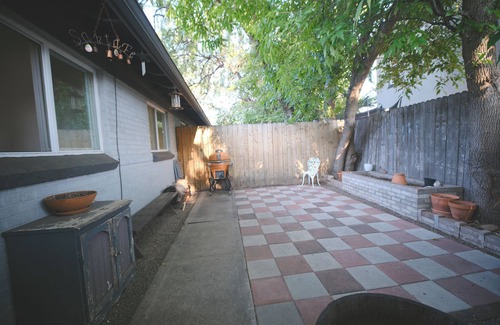 Whittier Casa | Charming 1-bedroom rowhome in Denver near downtown