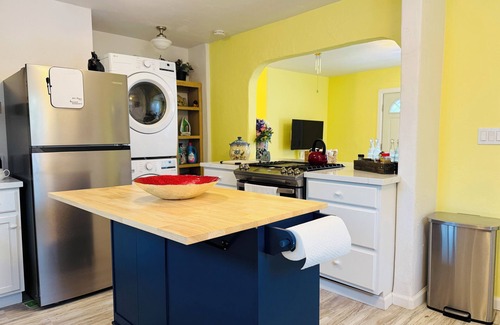 Susanville Apartamento | Charming 1-bedroom upstairs apartment with fitness room and AC in Susanville