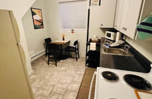 Great Falls Apartamento | Charming 1-Bedroom Apartment in Great Neighborhood