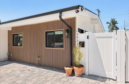 Woodland Hills Casa | Charming 1-bedroom adu with AC, WiFi in pleasant woodland hills on a cul de sac