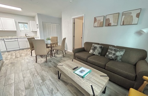 Cottonwood-Verde Village Casa | Charming 1-bedroom w/ Private Patio