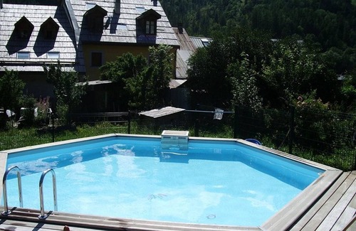 Saint-Chaffrey Apartamento | Apartamento acogedor 37m², piscina, balcón, cerca de pistas y servicios, ¡ideal para 4 personas!