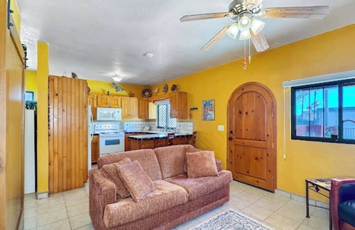 La Choya Casa | Charming 1-BR house, Bahía la Choya, Starlink WiFi, AC, roof deck, dog friendly