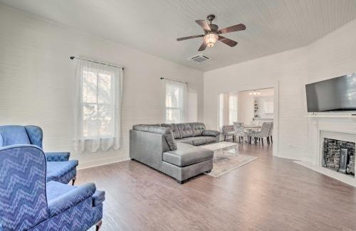 Historic District Casa | Charming 100-Year-Old Home Less Than 1 Mi to Downtown