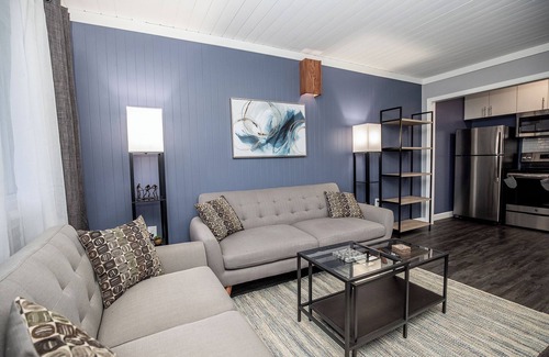 Woodland in Waverly Apartamento | Charming 12 South Studio w Pool, Near Melrose, Downtown+Univ. 2 mi, Free Parking