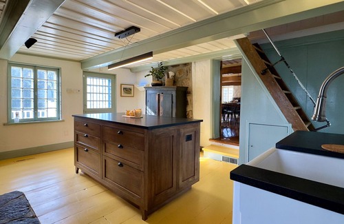 Beloeil Casa | Encantadora casa ancestral de 1775, casa de piscina, spa y comodidad moderna