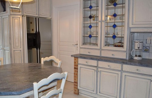 Esse Cabaña | Gîte rural avec piscine, cheminée et grand jardin, idéal pour familles et animaux, près d'Oradour sur Glane