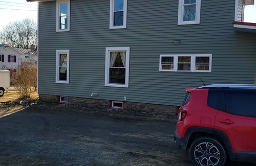 Hector Casa | Bond-Trimble Farmhouse en Seneca Lake