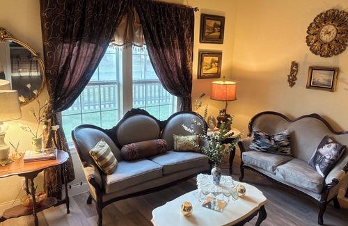 Mineral Wells Casa | Charming 1900 Victorian home in the country