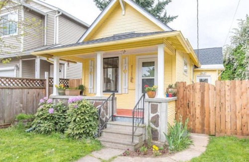 St. Johns Casa | Charming 1909 St Johns Bungalow