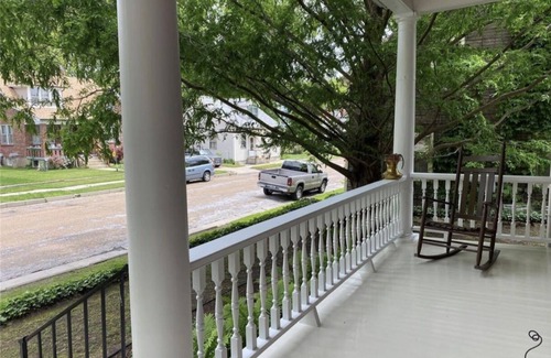 Hermann Casa | Charming 1913 3 Bedr / 2 Bath / Dutch Brick Haus / Living & Dining / New HVAC