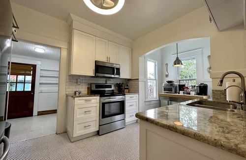 Old Seminole Heights Casa | Charming 1920 Bungalow in Seminole Heights, Tampa: 2BD/2BA Gem with Character!