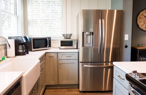 Sanford Casa | Charming 1920's House - pet friendly, 45 minutes from beach & attractions!