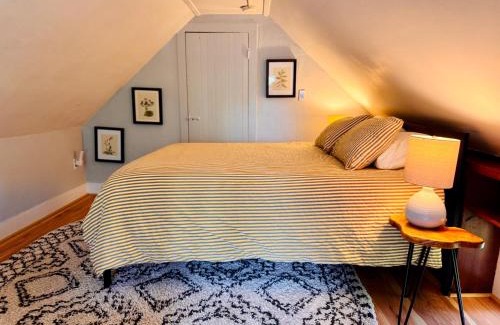 Shelburne Apartamento | Charming 1BD Loft in Shelburne