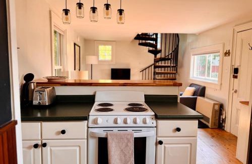 Shelburne Apartamento | Charming 1BD Loft in Shelburne