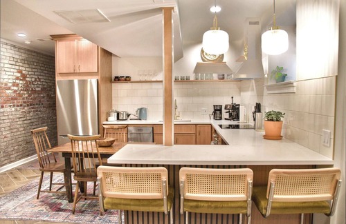 Bloomingdale Apartamento | Charming 1BR Apt on Hidden Park in Historic DC!