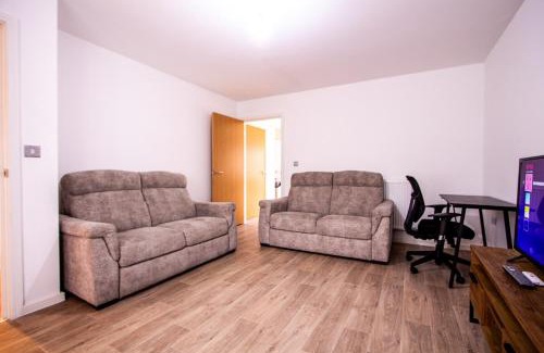 Eccles Casa | Charming 1BR House in Eccles with Free Parking