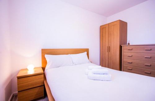 Eccles Casa | Charming 1BR House in Eccles with Free Parking