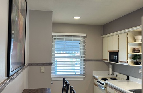 Edwardsville Casa | Charming 1BR Near Historic Downtown Edwardsville & SIUE