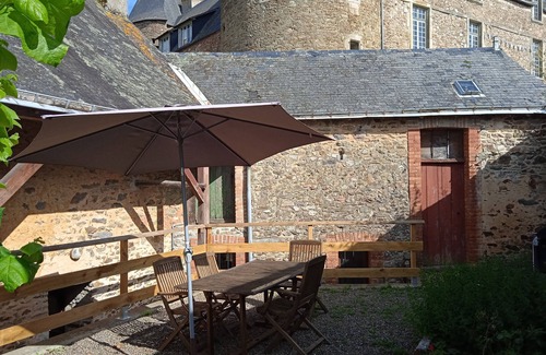 Sille-le-Guillaume Casa | Charming 2 bed historic house