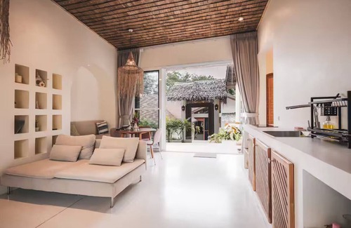 Haad Pleayleam Casa | Charming 2-BR Seaside Haven