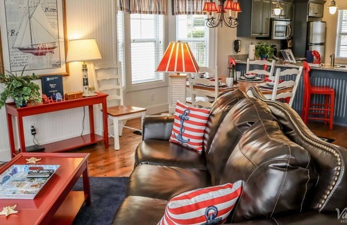 Branson Cabaña | Charming 2-bdrm cottage in Branson at Stormy Point Village