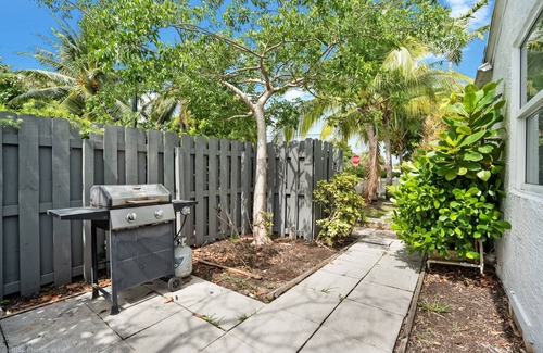 Delray Beach Casa | Charming 2-bdrm house IN Delray Beach-walk to Atlantice Ave and beach