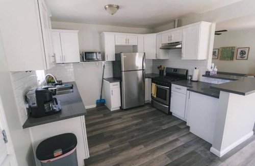 South Wrigley Apartamento | Charming 2 bed 1 bath unit