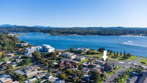 Batemans Bay Apartamento | Charming 2-Bed Apartment with Bay Views