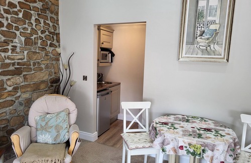 Donegal Casa | Charming 2-bed Apartment in Donegal Town Centre