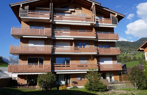 Saint-Jean-de-Sixt Apartamento | Moderno apartamento para 6 personas con balcón y garaje en Saint-Jean de Sixt
