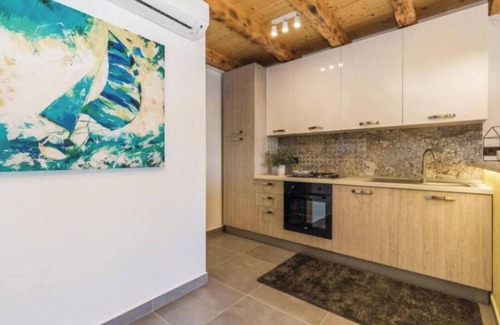 Obrs Casa | Charming 2-bedroom house in enchanting Mošćenička Draga with hot tub,WiFi, AC