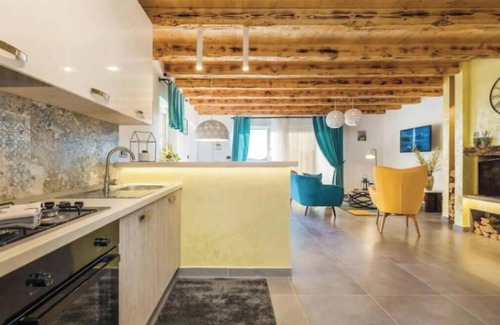 Obrs Casa | Charming 2-bedroom house in enchanting Mošćenička Draga with hot tub,WiFi, AC