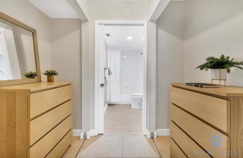 Aventura Apartamento | Charming 2-Bed Retreat near Aventura's Best