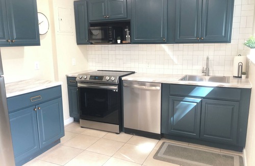 Central Colorado Springs Casa | Charming 2-bedroom duplex in delightful Colorado Springs with WiFi