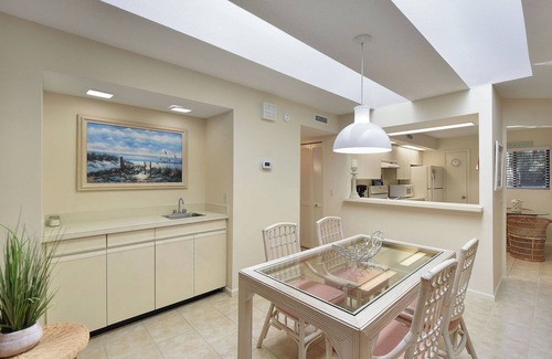 St. Simons Island Condominio | Charming, 2-bedroom 2-bath condo in enjoyable St. Simons Island