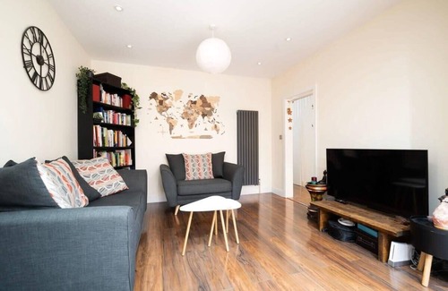 Heston Casa | Charming 2 Bedroom Family Home