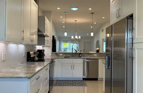 Deerfield Beach Casa | Charming 2-bedroom house with gorgeous patio garden