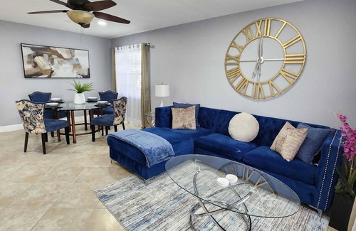 Deerfield Beach Condominio | Charming 2-bedroom condo in fabulous Deerfield Beach with AC, WiFi, 55+