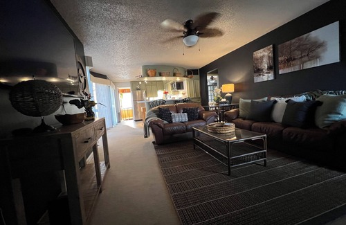 Baxter Springs Casa | Charming 2 bedroom house in peaceful Baxter Springs