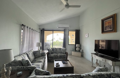 La Grande Princesse Casa | Charming 2-bedroom beachfront condo with AC and a pool in amazing Christiansted