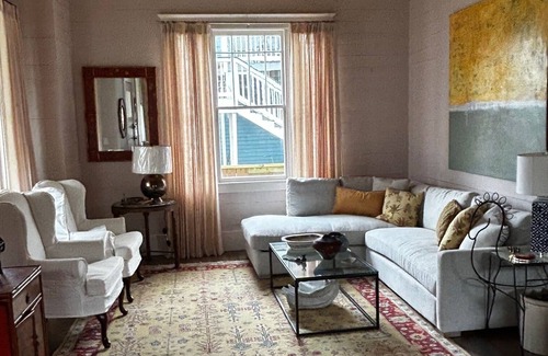 Eastside Casa | Charming 2 bedroom, 2 1/2 bath bungalow near historic district in Savannah