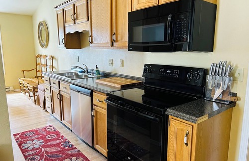 Game Creek Casa | Charming 2 Bedroom 2 Bath Guest House in Jackson Hole