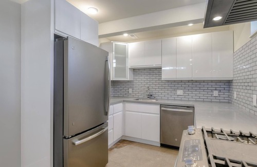 Adams Point Apartamento | Charming 2-bedroom 2 bathroom apartment in fantastic Oakland near Lake Merritt