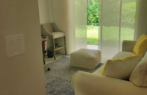 Sunset Casa | Encantadora casa de 2 habitaciones y 2 baños ubicada en Dadeland en Miami.