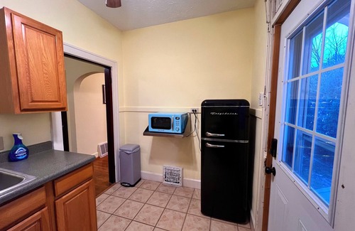 Belleville Apartamento | Charming 2-bedroom apartment in beautiful Belleville with WiFi