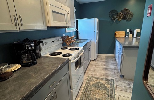 Bennington Apartamento | Charming 2-bedroom apartment in superb Bennington with WiFi