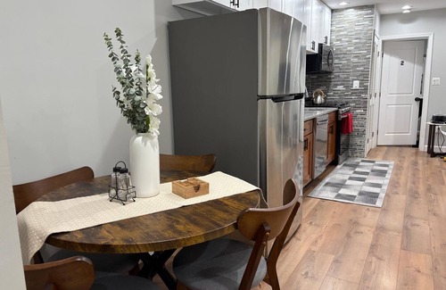 Trinidad Apartamento | Charming 2-bedroom apartment in enchanting Washington with WiFi, AC